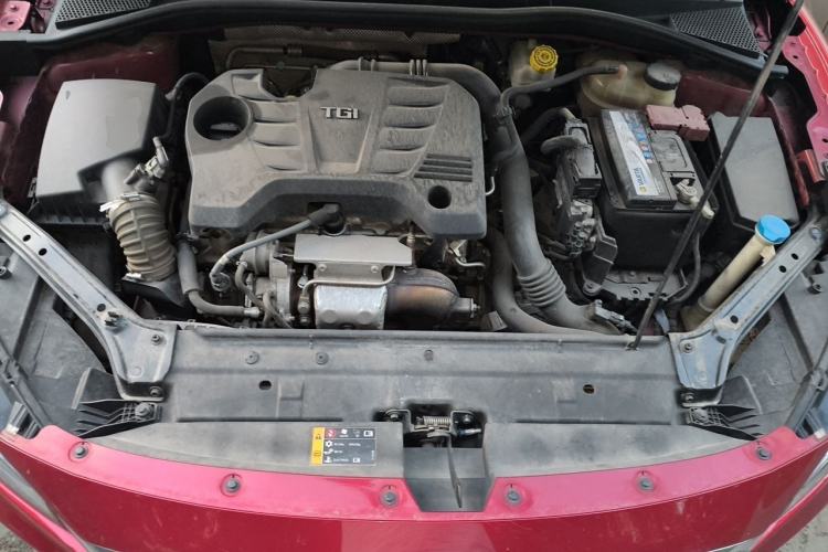 Used MG 6 2017 20T Automatic Luxury Smart Connect Version China V Standard Engine Bay