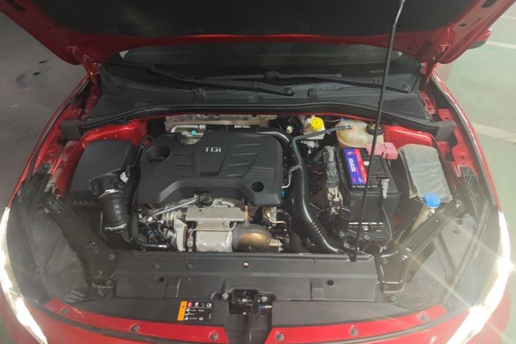 Used MG 6 2017 20T Automatic Luxury Smart Connect Version China V Standard Engine Bay
