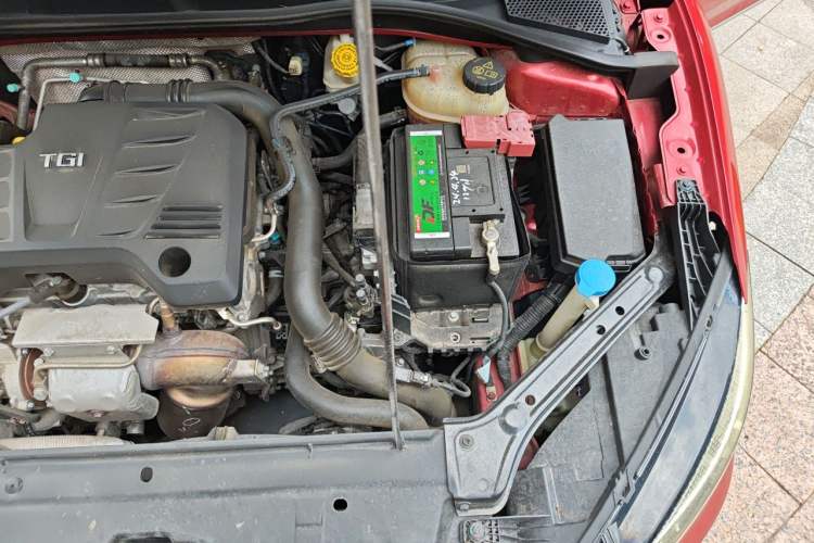 Used MG 6 2017 20T Automatic Luxury Smart Connect Version China V Standard Engine Bay Left