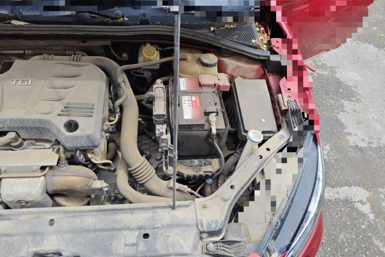 Used MG 6 2017 20T Manual Luxury Smart Connect Version China V Standard Engine Bay Left