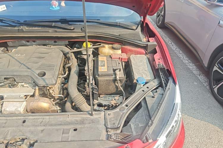 Used MG 6 2017 20T Automatic Luxury Smart Connect Version China V Standard Engine Bay Left