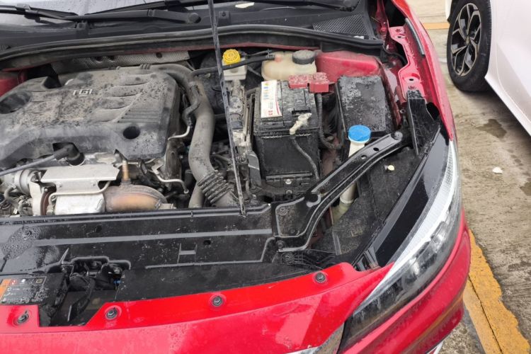 Used MG 6 2017 20T Automatic Luxury Smart Connect Version China V Standard Engine Bay Left