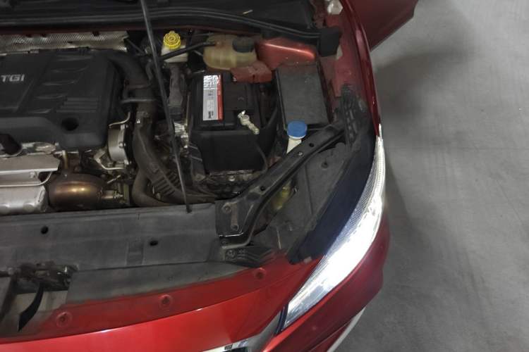 Used MG 6 2017 20T Automatic Trophy Prestige Internet Edition China V Standard Engine Bay Left