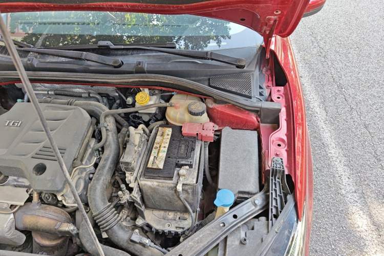 Used MG 6 2017 20T Automatic Luxury Smart Connect Version China V Standard Engine Bay Left