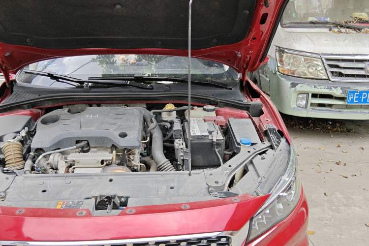 Used MG 6 2017 20T Manual Luxury Smart Connect Version China V Standard Engine Bay Left