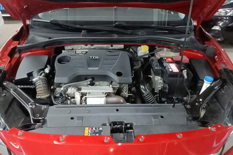 Used MG 6 2017 20T Automatic Luxury Smart Connect Version China V Standard Engine Bay