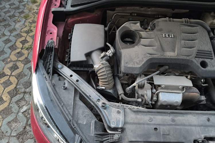 Used MG 6 2017 20T Automatic Luxury Smart Connect Version China V Standard Engine Bay Right
