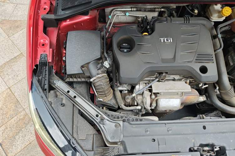 Used MG 6 2017 20T Automatic Luxury Smart Connect Version China V Standard Engine Bay Right