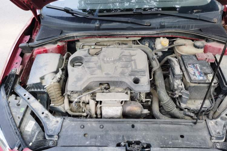 Used MG 6 2017 20T Automatic Luxury Smart Connect Version China V Standard Engine Bay Right