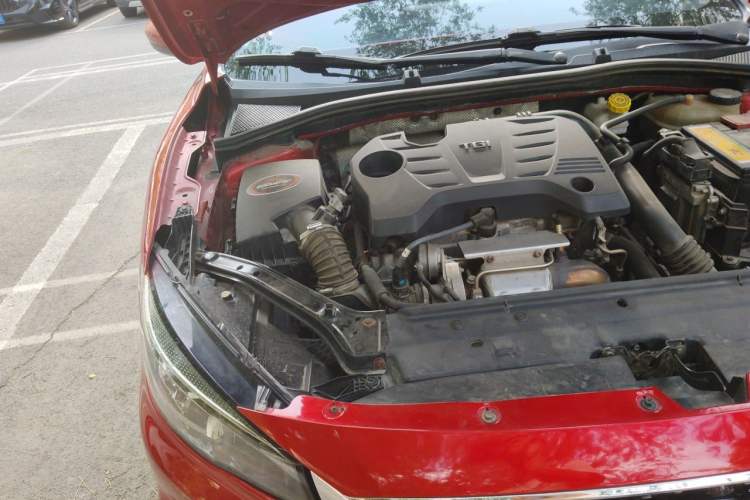 Used MG 6 2017 20T Automatic Luxury Smart Connect Version China V Standard Engine Bay Right