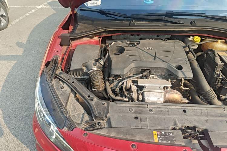 Used MG 6 2017 20T Automatic Luxury Smart Connect Version China V Standard Engine Bay Right