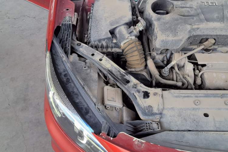 Used MG 6 2017 20T Automatic Luxury Smart Connect Version China V Standard Engine Bay Right