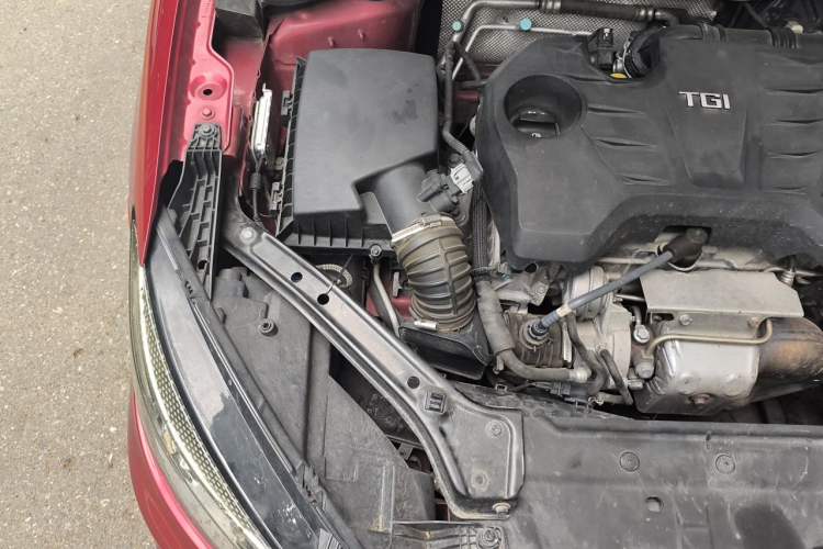 Used MG 6 2017 20T Manual Luxury Smart Connect Version China V Standard Engine Bay Right