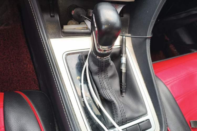 Used MG 6 2017 20T Automatic Luxury Smart Connect Version China V Standard Gear Lever