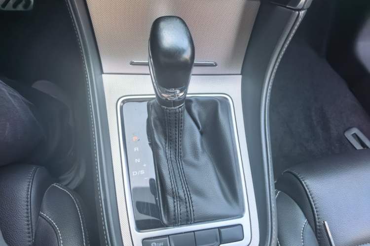 Used MG 6 2017 20T Automatic Prestige Internet Edition China V Standard Gear Lever