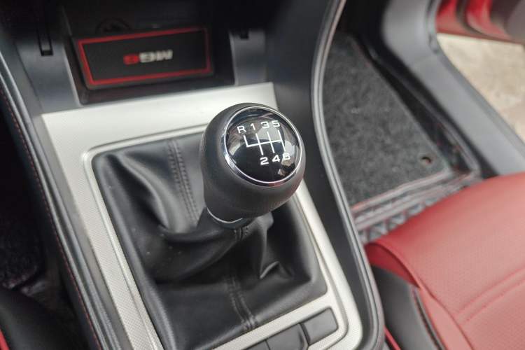 Used MG 6 2017 20T Manual Elite Smart Connect Version China V Standard Gear Lever