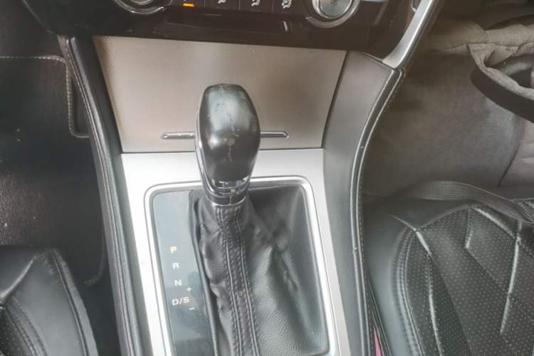 Used MG 6 2017 20T Automatic Elite Smart Connect Version China V Standard Gear Lever