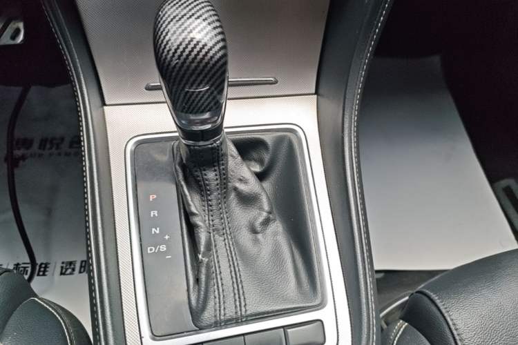Used MG 6 2017 20T Automatic Luxury Smart Connect Version China V Standard Gear Lever