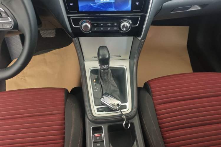 Used MG 6 2017 20T Automatic Elite Smart Connect Version China V Standard Gear Lever