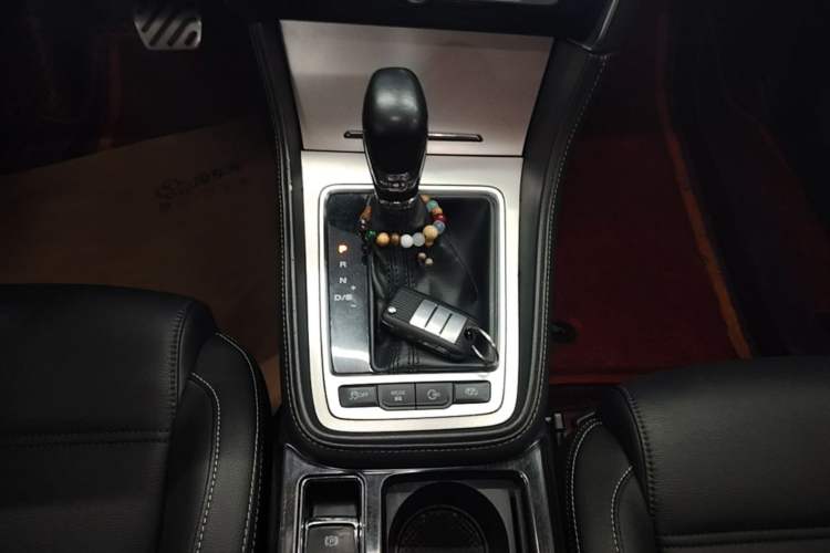 Used MG 6 2017 20T Automatic Prestige Internet Edition China V Standard Gear Lever