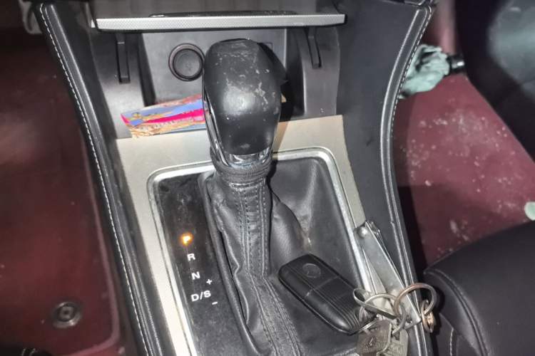 Used MG 6 2017 20T Automatic Luxury Smart Connect Version China V Standard Gear Lever