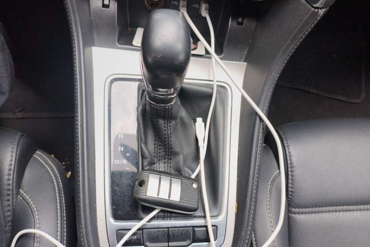 Used MG 6 2017 20T Automatic Luxury Smart Connect Version China V Standard Gear Lever