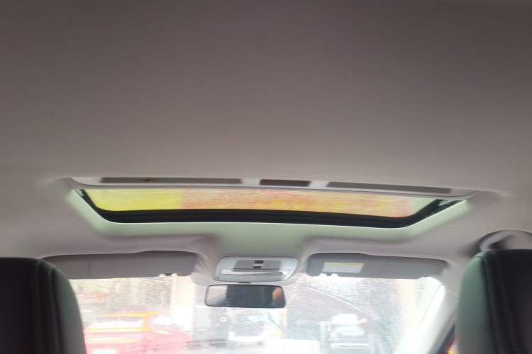 Used MG 6 2017 20T Automatic Luxury Smart Connect Version China V Standard Headliner