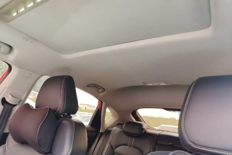 Used MG 6 2017 20T Automatic Luxury Smart Connect Version China V Standard Headliner