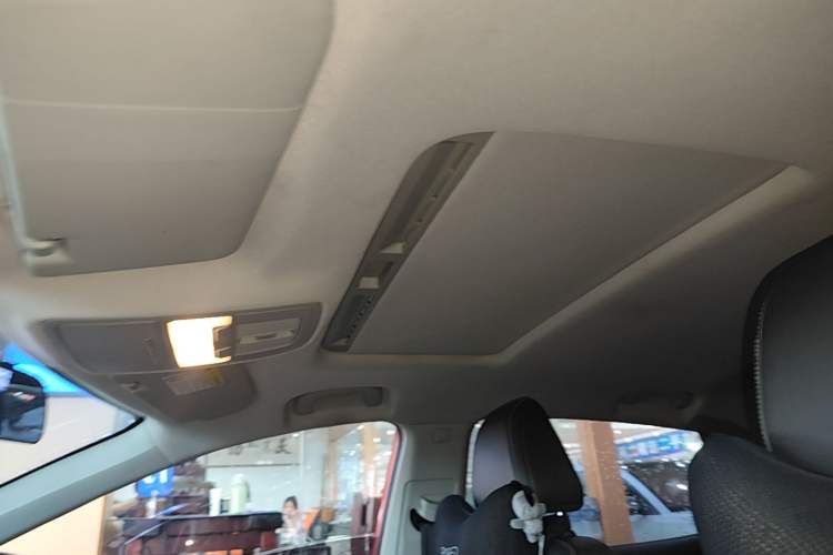 Used MG 6 2017 20T Automatic Luxury Smart Connect Version China V Standard Headliner