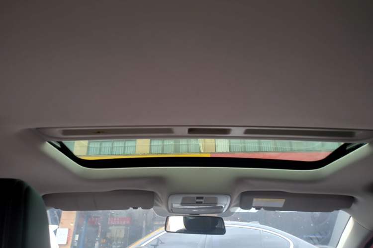 Used MG 6 2017 20T Automatic Luxury Smart Connect Version China V Standard Headliner