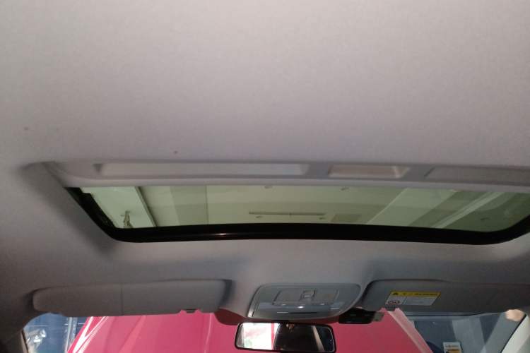 Used MG 6 2017 20T Automatic Luxury Smart Connect Version China V Standard Headliner