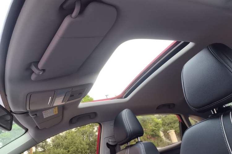 Used MG 6 2017 20T Manual Luxury Smart Connect Version China V Standard Headliner