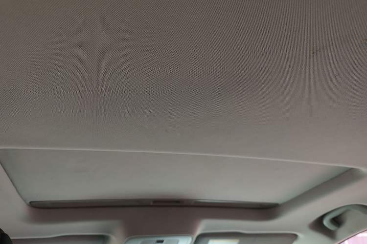 Used MG 6 2017 20T Manual Luxury Smart Connect Version China V Standard Headliner