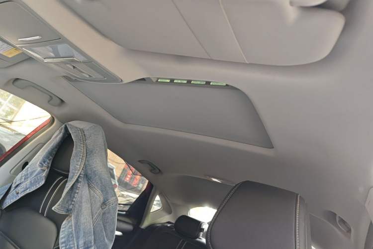 Used MG 6 2017 20T Automatic Luxury Smart Connect Version China V Standard Headliner