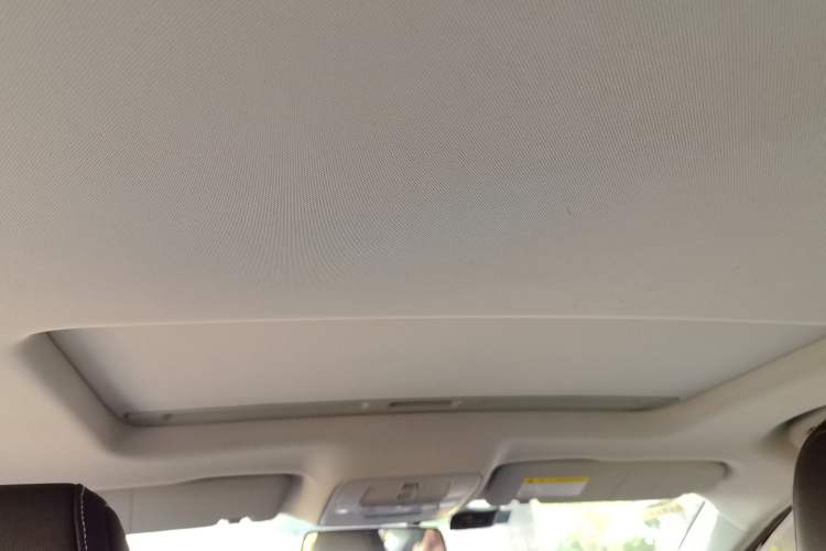 Used MG 6 2017 20T Automatic Luxury Smart Connect Version China V Standard Headliner