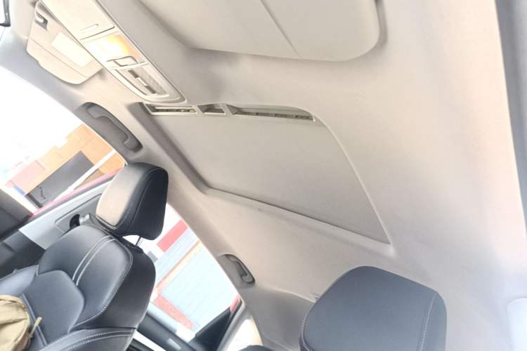 Used MG 6 2017 20T Automatic Luxury Smart Connect Version China V Standard Headliner