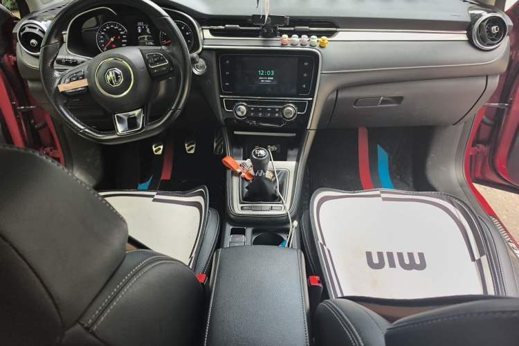 Used MG 6 2017 20T Manual Luxury Smart Connect Version China V Standard Headliner