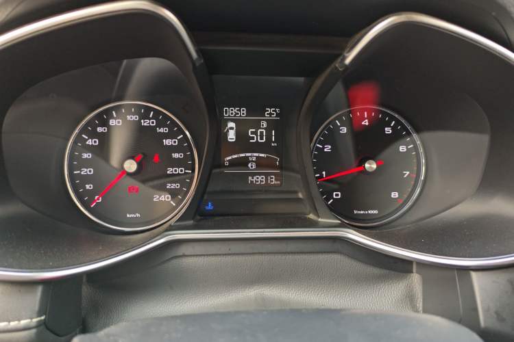 Used MG 6 2017 20T Manual Luxury Smart Connect Version China V Standard Instrument Cluster