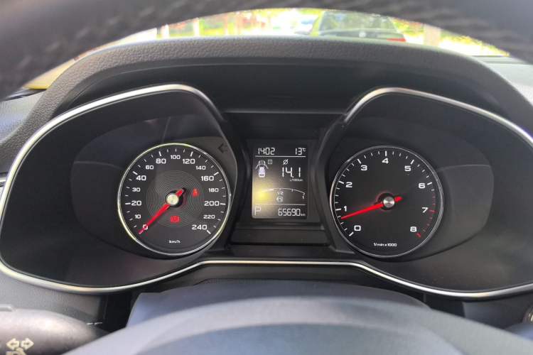 Used MG 6 2017 20T Automatic Luxury Smart Connect Version China V Standard Instrument Cluster