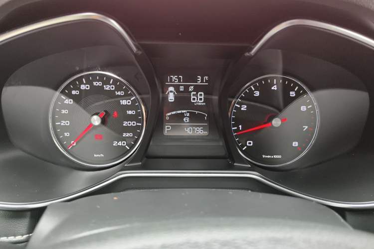 Used MG 6 2017 20T Automatic Luxury Smart Connect Version China V Standard Instrument Cluster