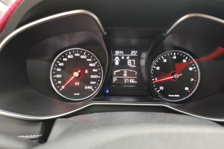 Used MG 6 2017 20T Automatic Luxury Smart Connect Version China V Standard Instrument Cluster