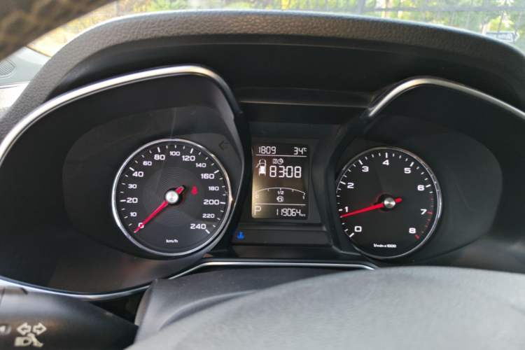 Used MG 6 2017 20T Automatic Luxury Smart Connect Version China V Standard Instrument Cluster