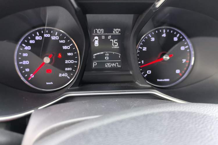 Used MG 6 2017 20T Automatic Luxury Smart Connect Version China V Standard Instrument Cluster