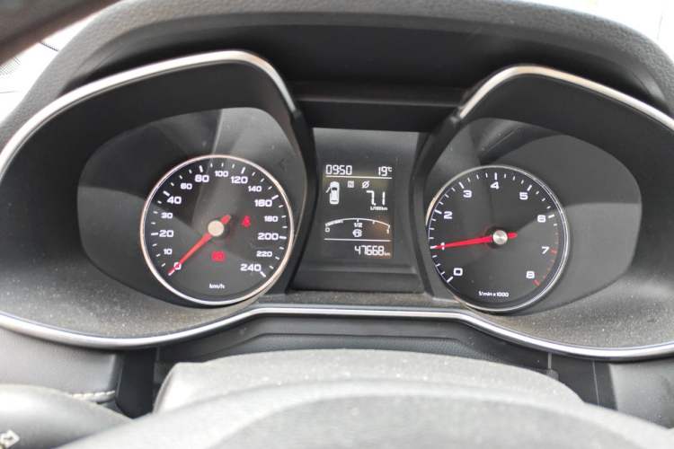 Used MG 6 2017 20T Manual Luxury Smart Connect Version China V Standard Instrument Cluster