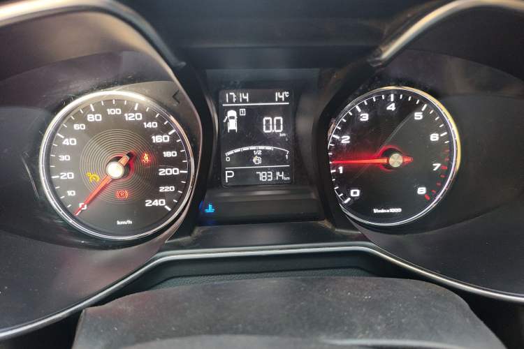 Used MG 6 2017 20T Automatic Luxury Smart Connect Version China V Standard Instrument Cluster