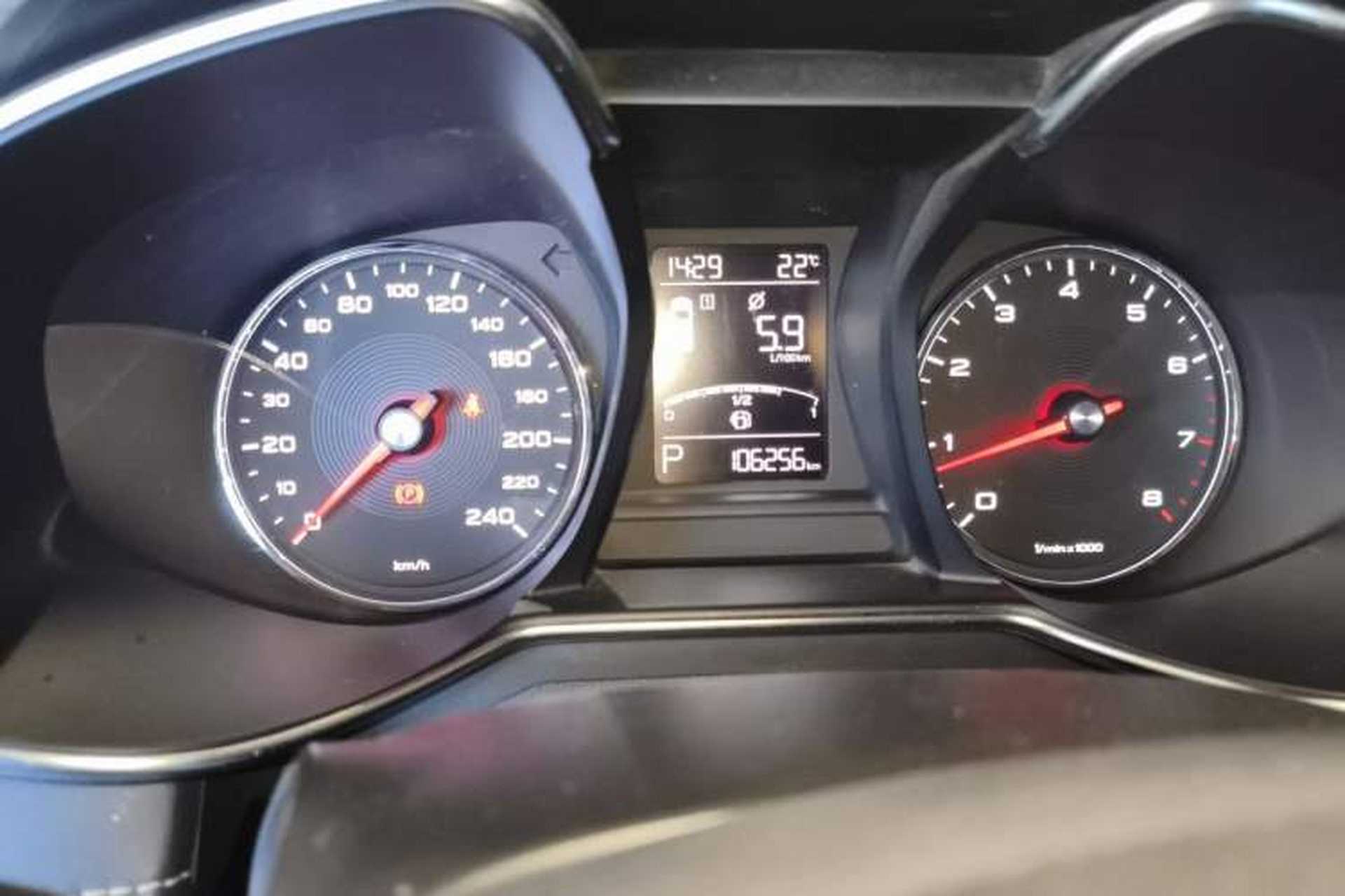 Used MG 6 2017 20T Automatic Luxury Smart Connect Version China V Standard Instrument Cluster