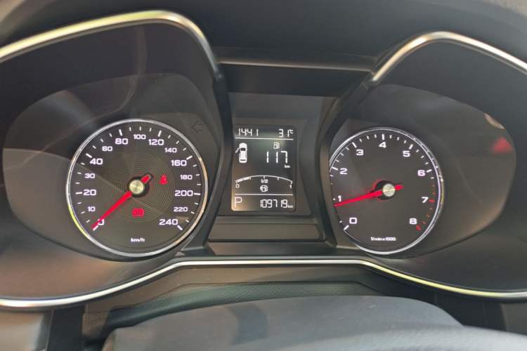 Used MG 6 2017 20T Automatic Luxury Smart Connect Version China V Standard Instrument Cluster