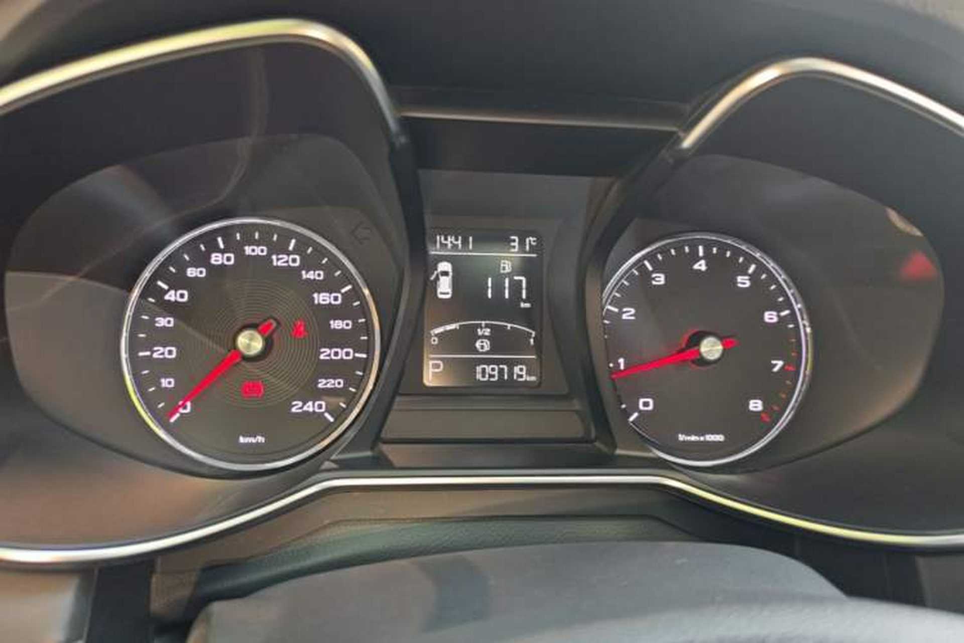 Used MG 6 2017 20T Automatic Luxury Smart Connect Version China V Standard Instrument Cluster