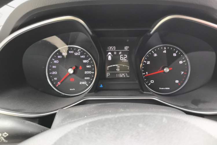 Used MG 6 2017 20T Automatic Luxury Smart Connect Version China V Standard Instrument Cluster