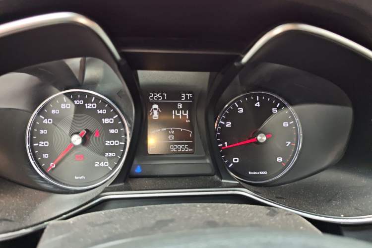 Used MG 6 2017 20T Automatic Elite Smart Connect Version China V Standard Instrument Cluster